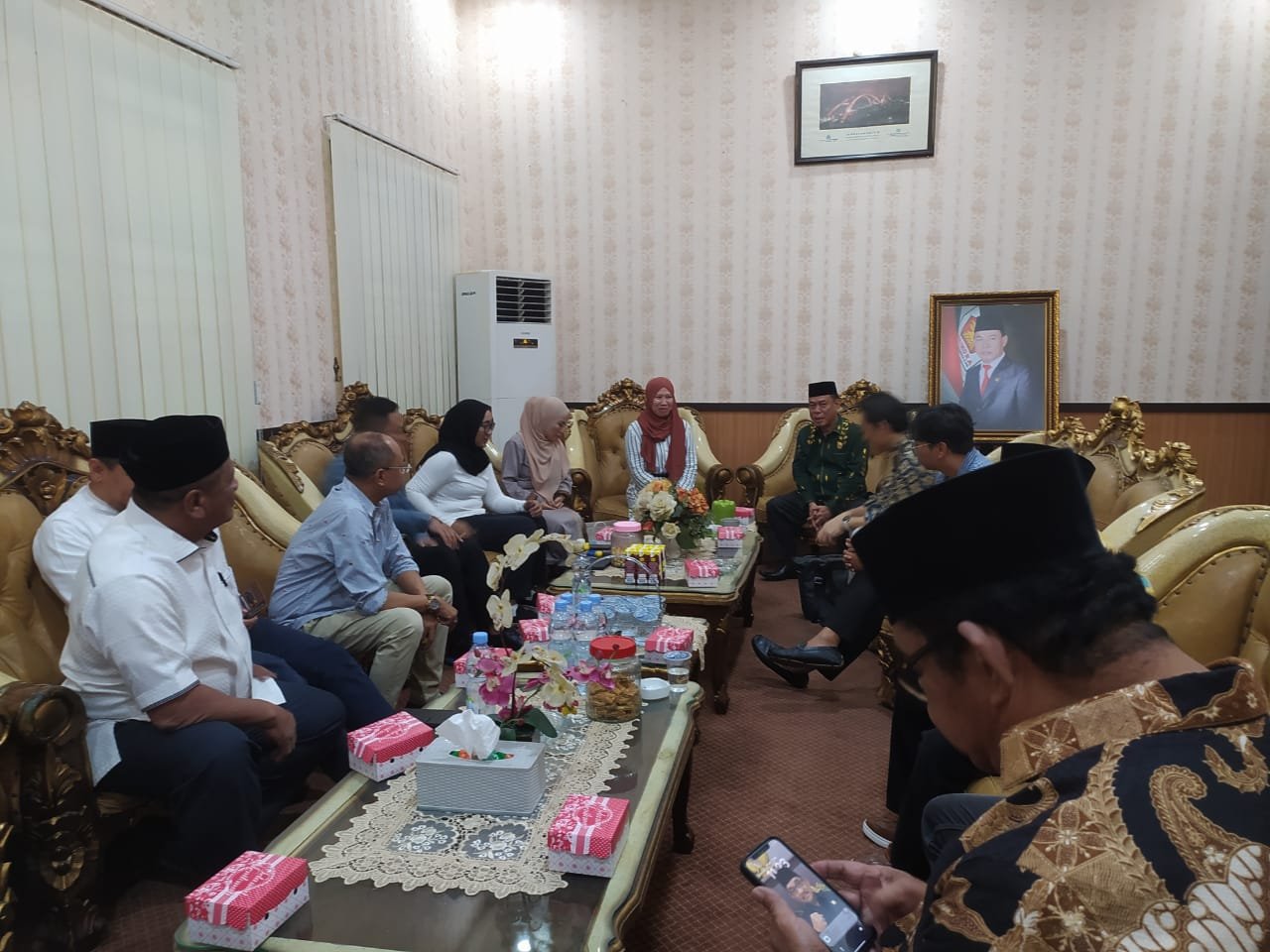 Sesakawa Peace Foundation Jepang Kunjungan ke Kantor DPRD Palu