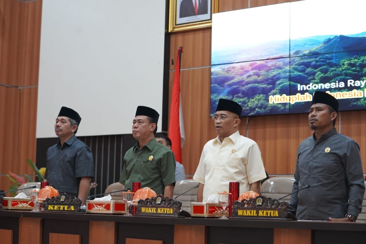 Wali Kota Palu Jelaskan Raperda Pertanggungjawaban APBD 2023 ke DPRD